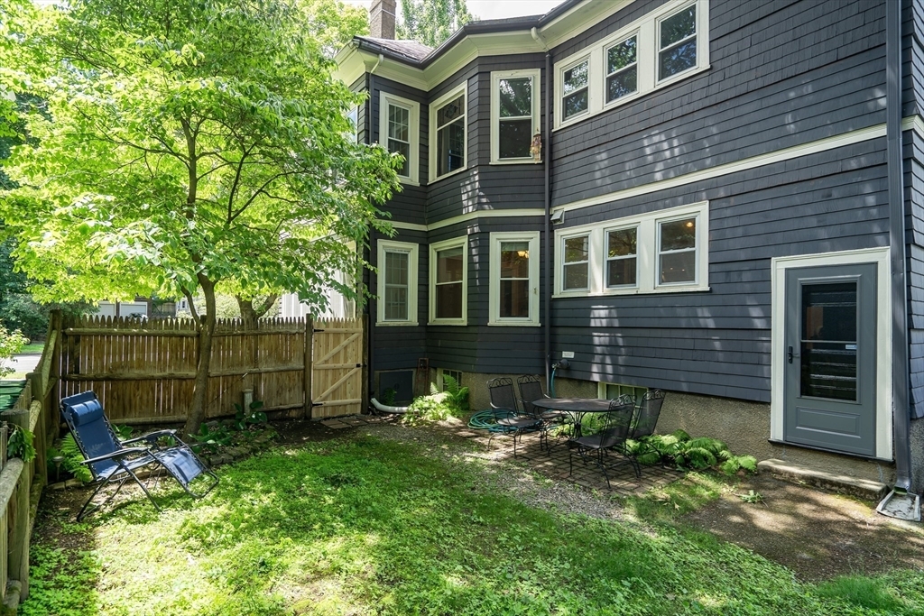 Property Photo:  189 Tremont St. 1  MA 02458 