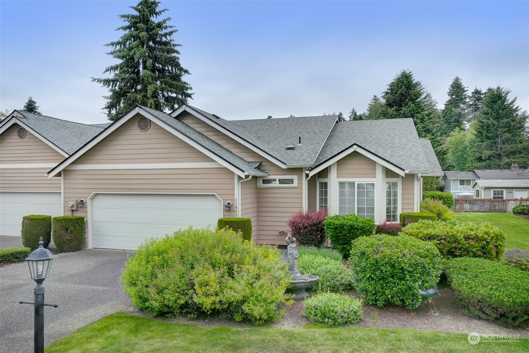 Property Photo:  11403 88th Avenue E  WA 98373 