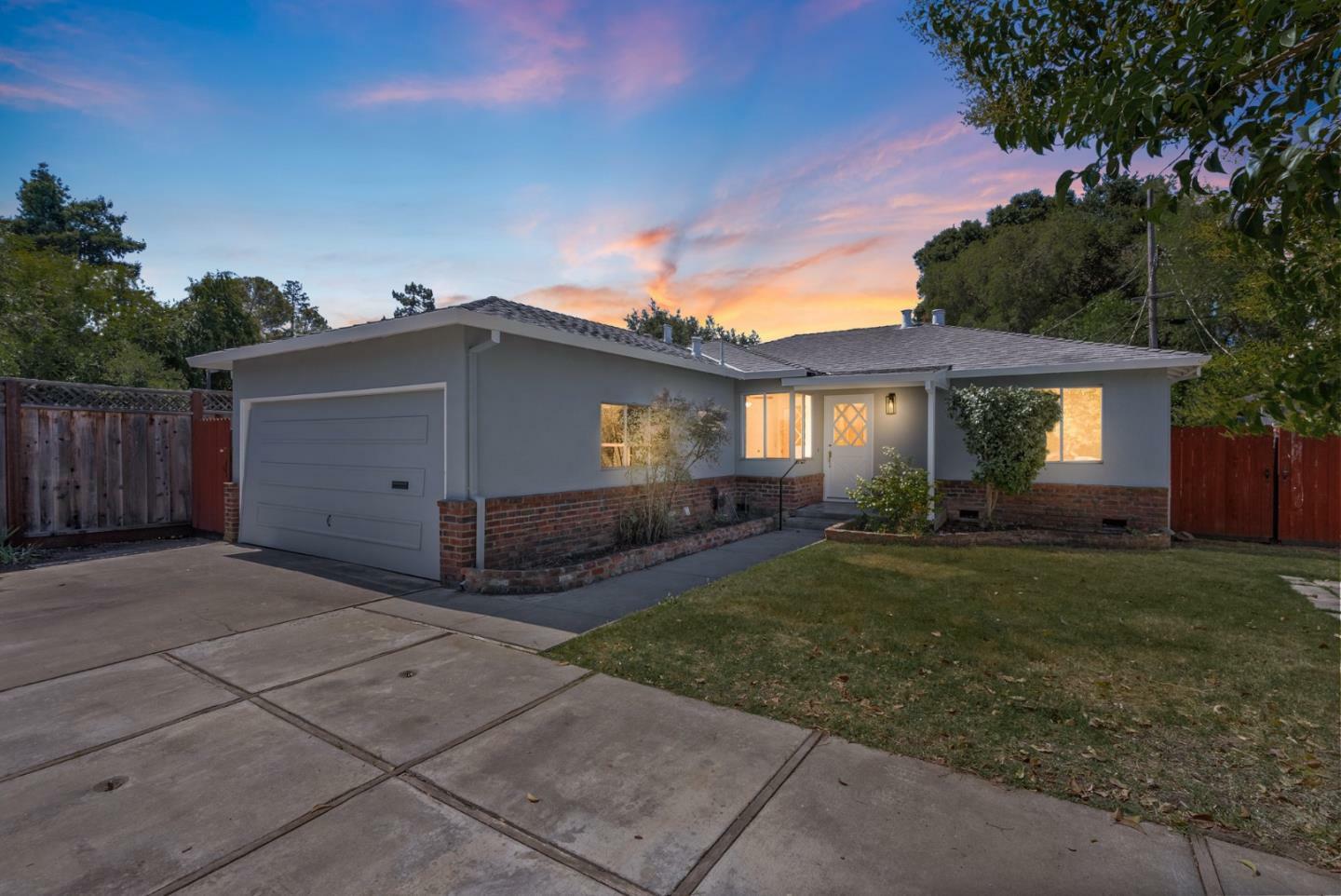 Property Photo:  260 Elliott Drive  CA 94025 