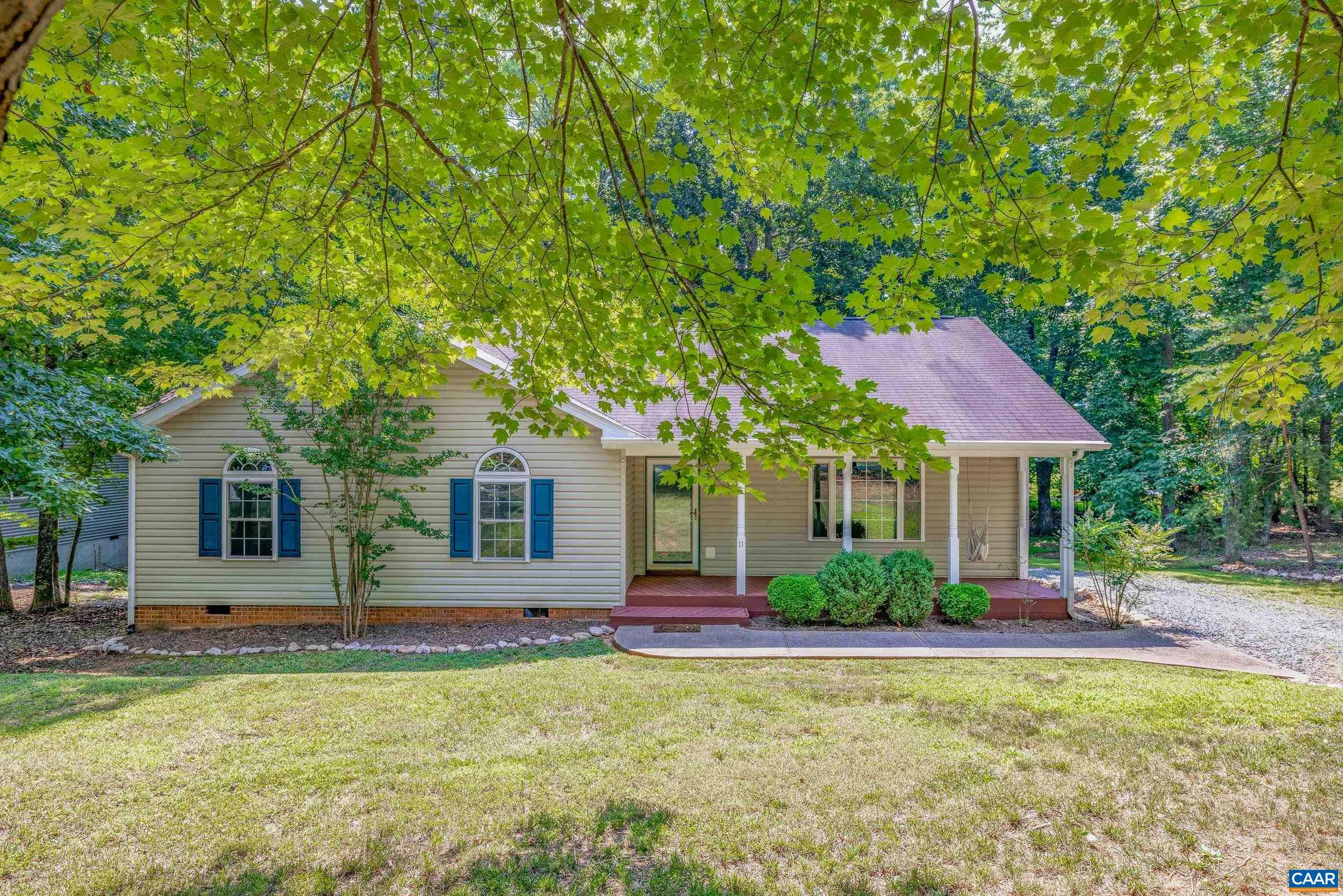 Property Photo:  11 Rockwood Ln  VA 22963 