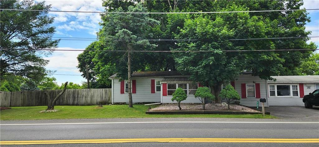 Property Photo:  548 Moorestown Drive  PA 18014 