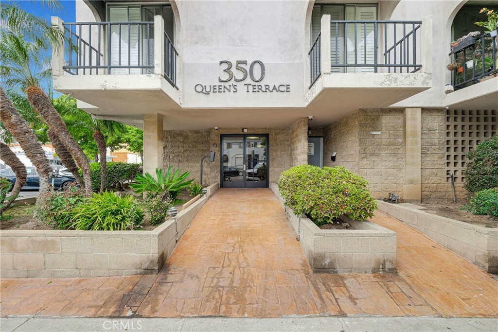 Property Photo:  350 Cedar Avenue 506  CA 90802 