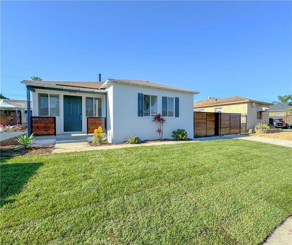 Property Photo:  2117 W 152nd Street  CA 90220 