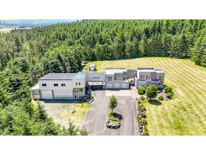 Property Photo:  35956 Highway 58  OR 97455 