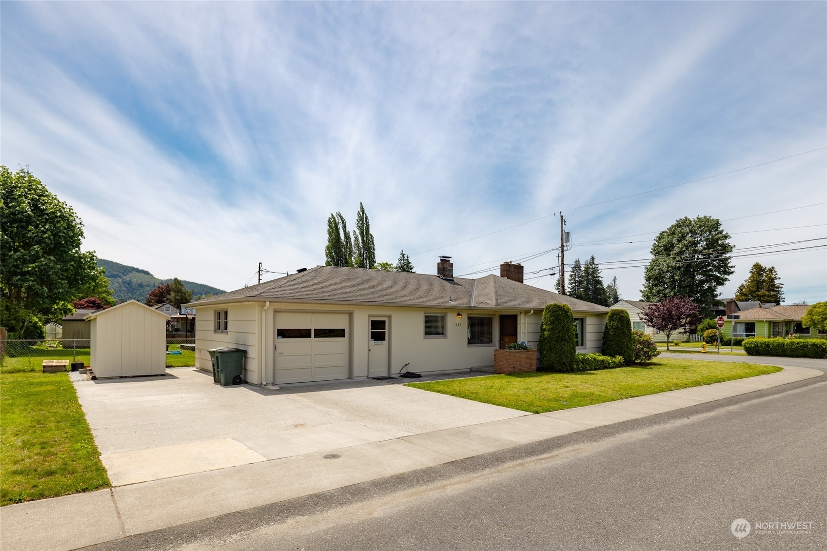 Property Photo:  623 Dean Drive  WA 98284 