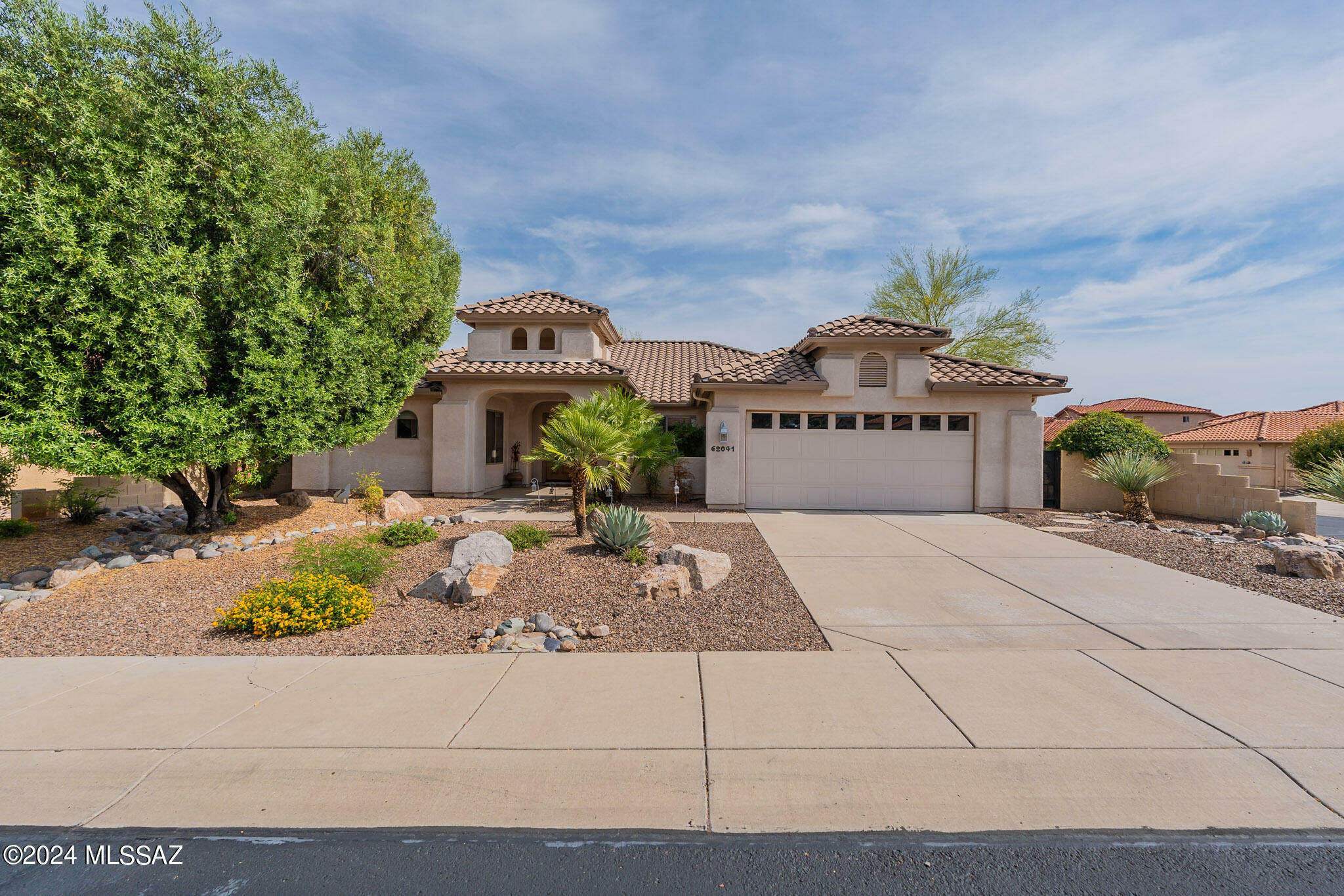 Property Photo:  62041 E Northwood Road  AZ 85739 