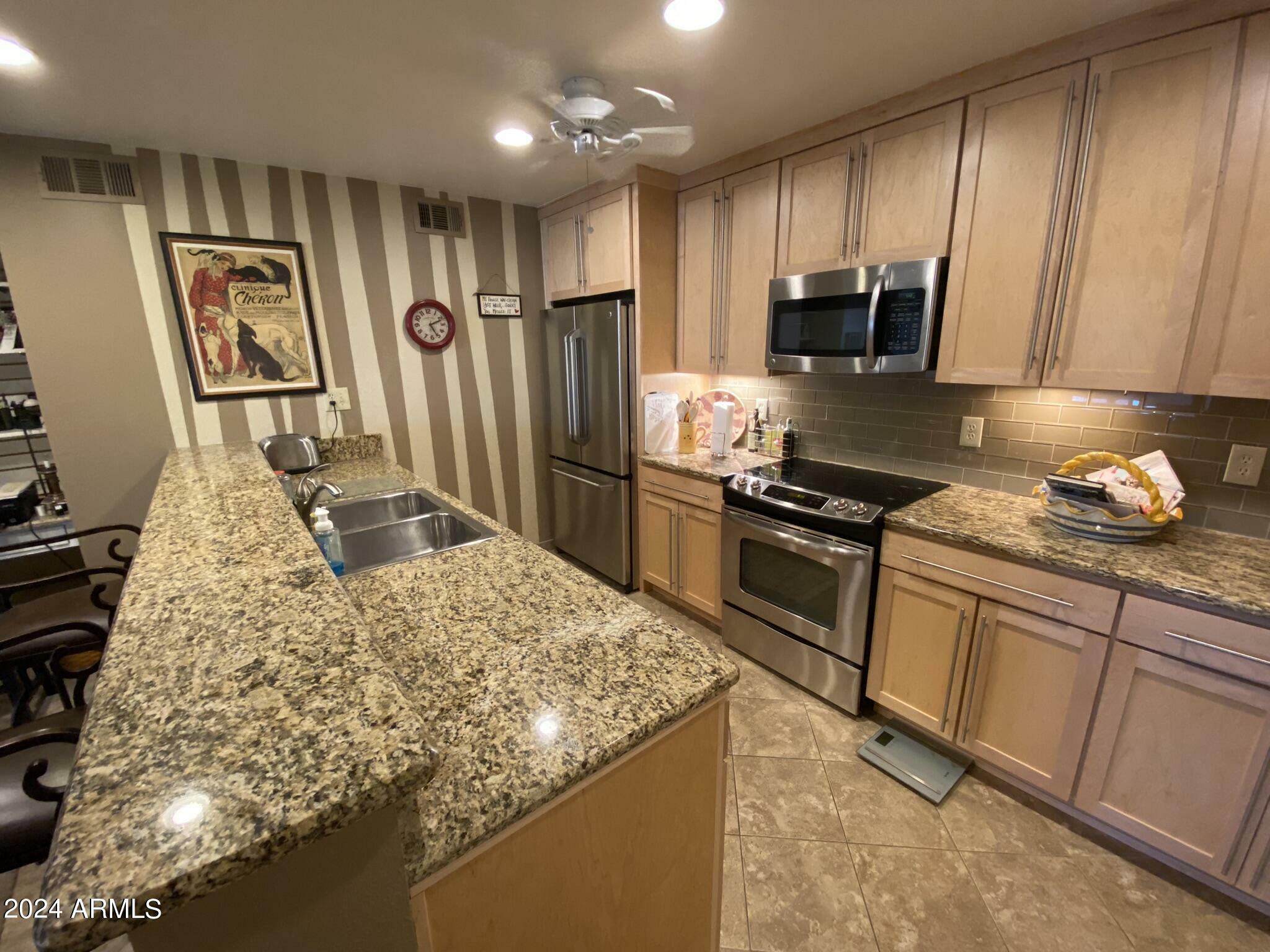 Property Photo:  1920 W Lindner Avenue 236  AZ 85202 