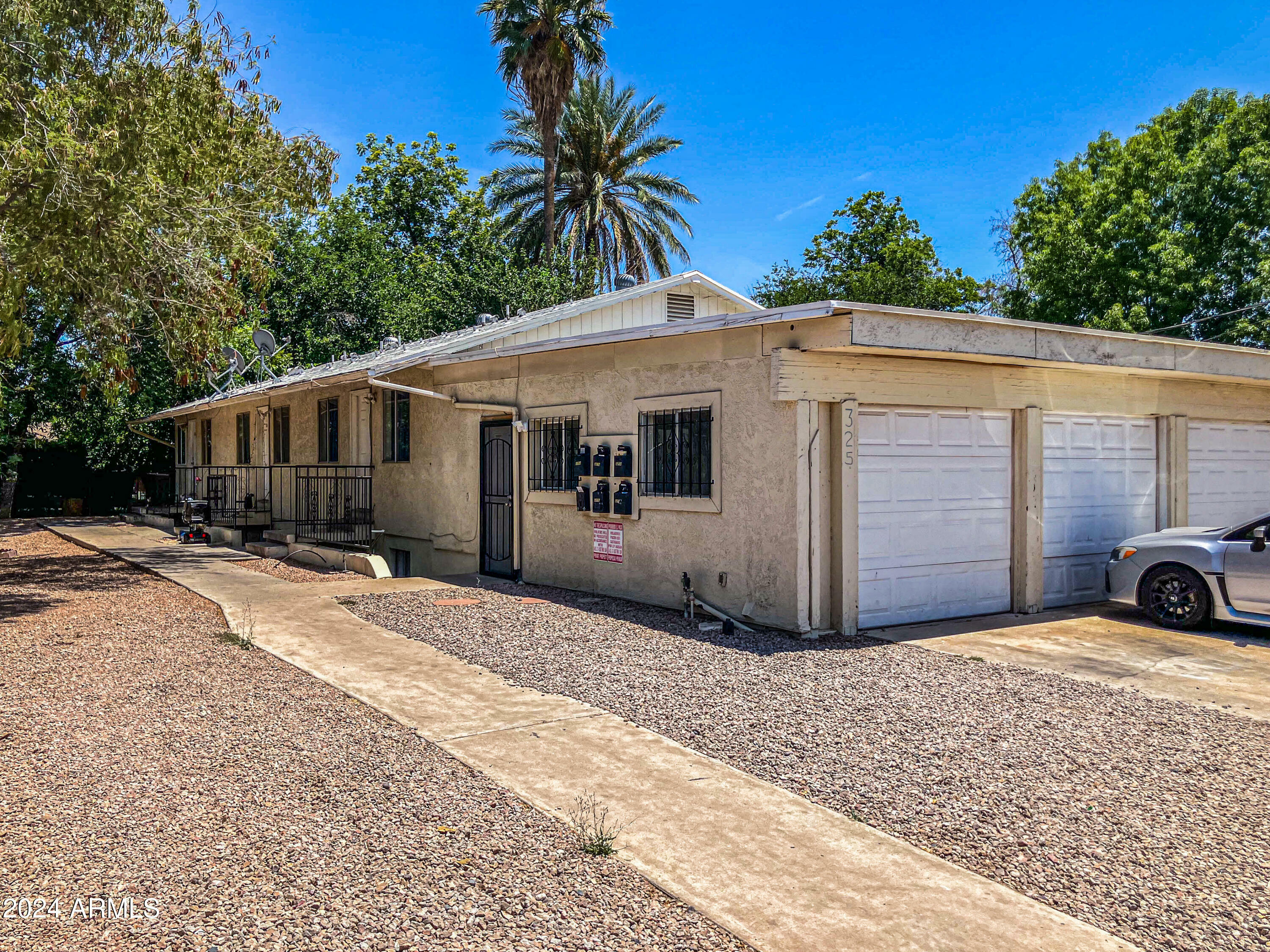 Property Photo:  325 S Pioneer --  AZ 85204 