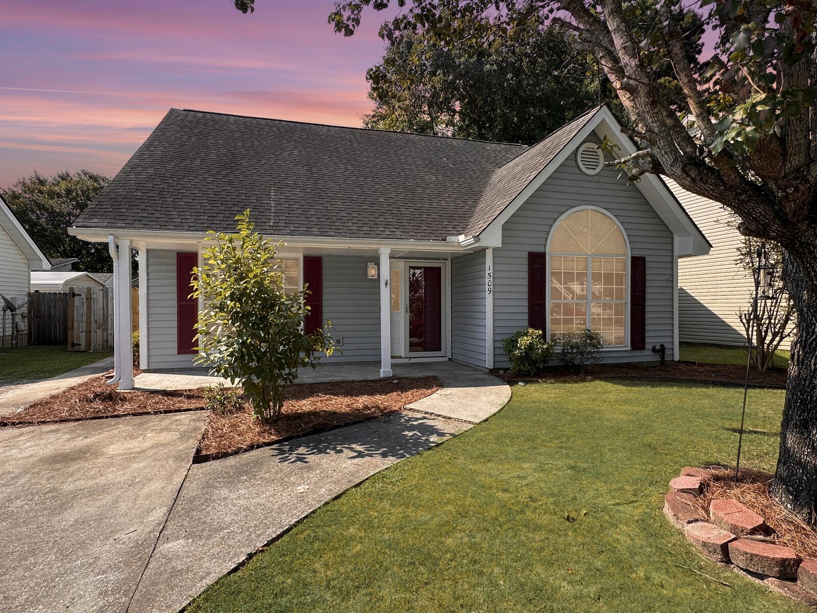 Property Photo:  1509 Linden Lane  SC 29445 