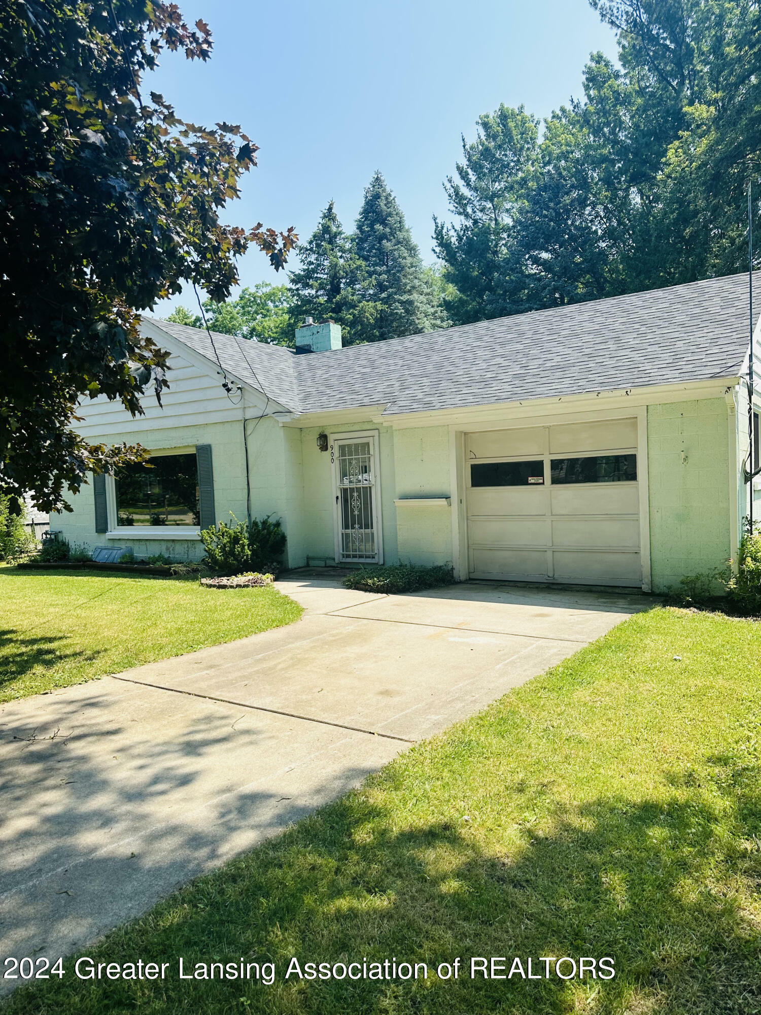 Property Photo:  900 Bretton Road  MI 48917 