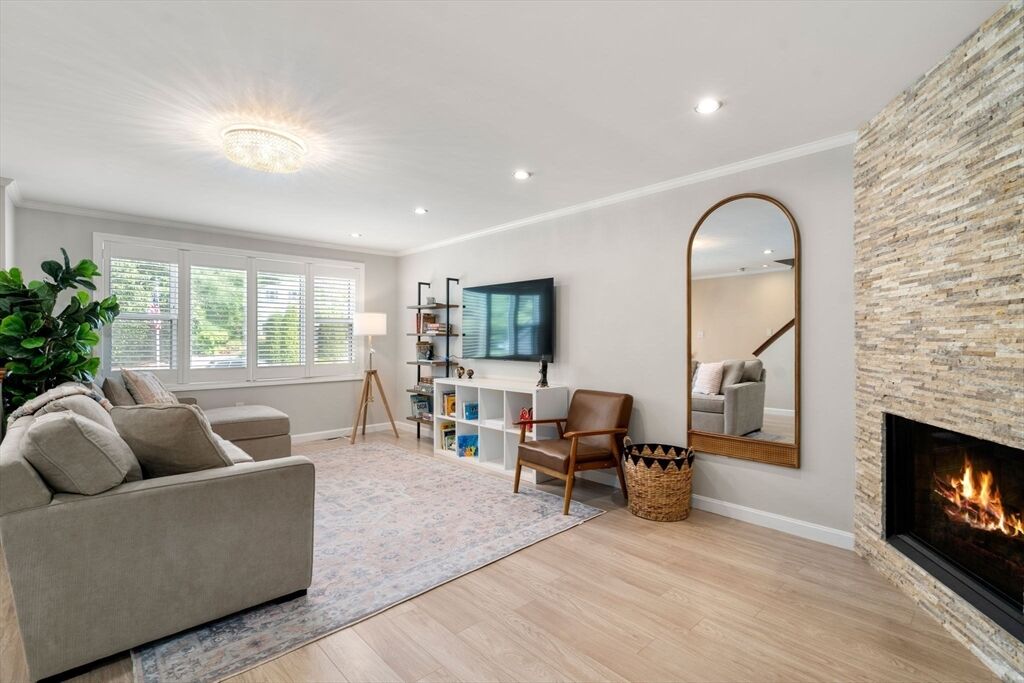 Property Photo: 149 Bolivar St C6 MA 02021