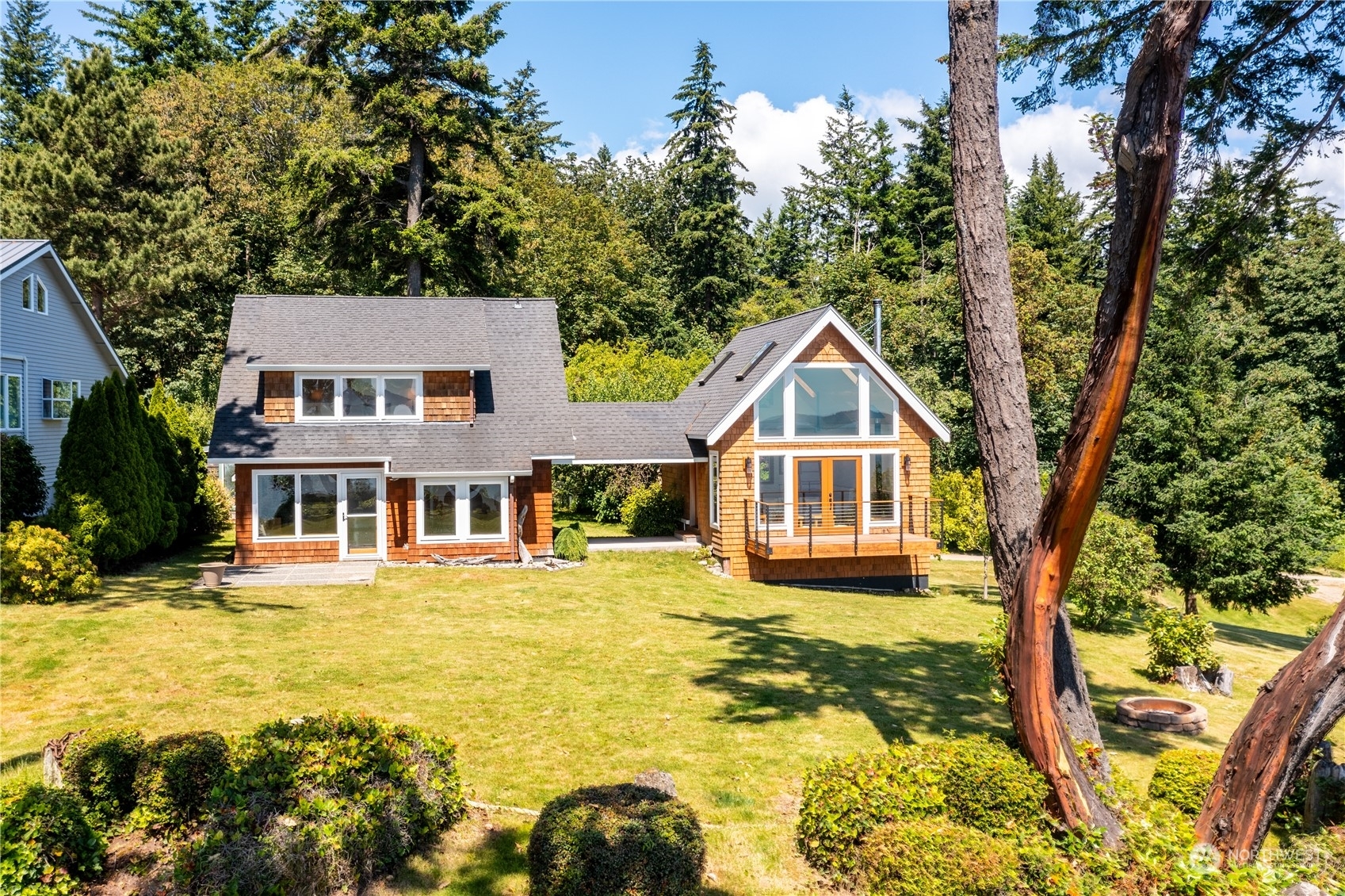 Property Photo:  42 G Mukilteo Way  WA 98206 