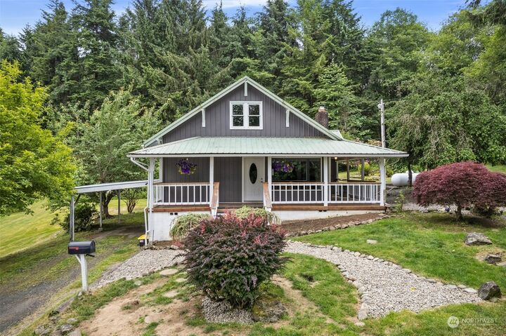 Property Photo: 2225 Sandell Street WA 98577