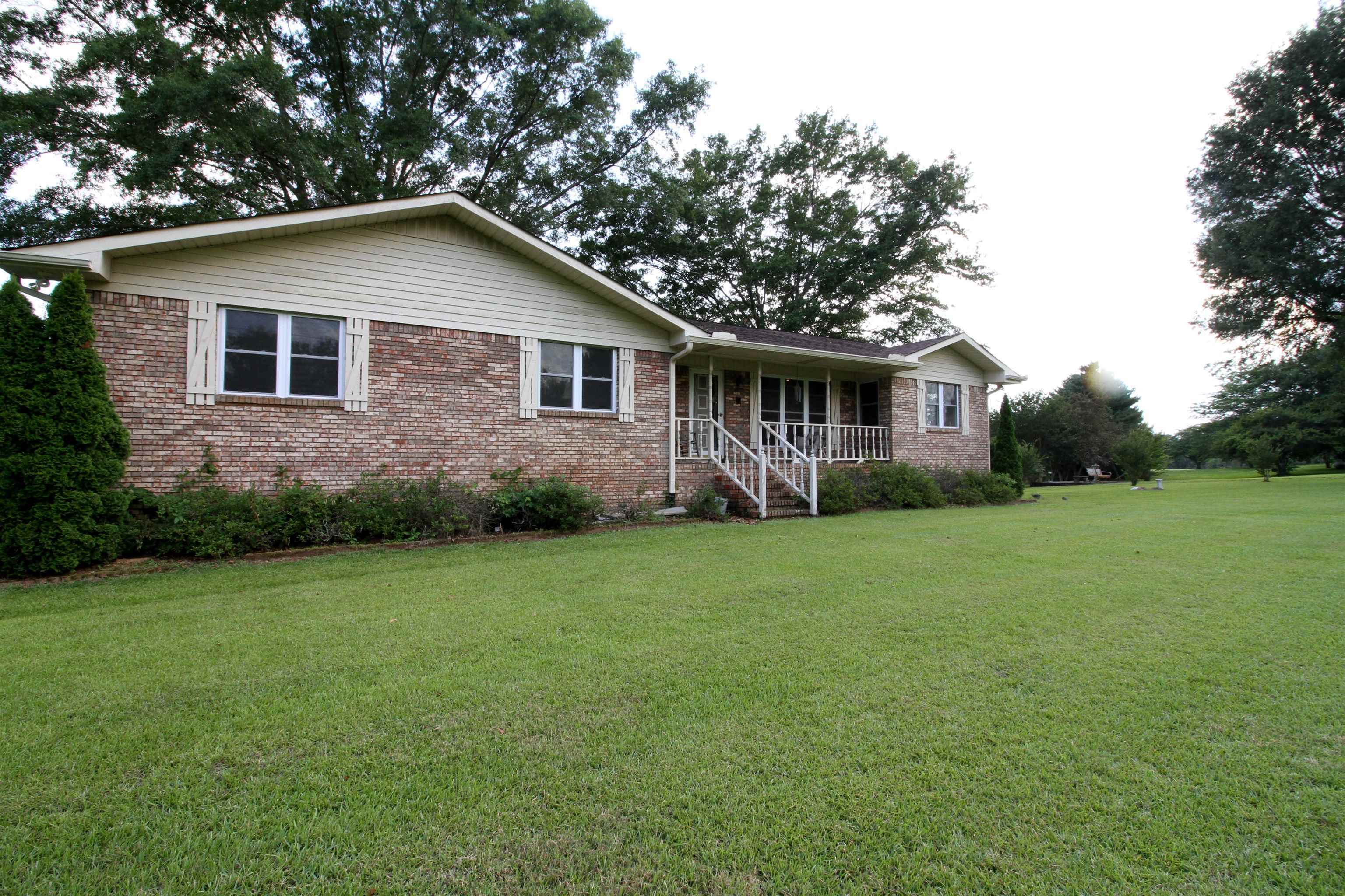 Property Photo:  25620 Co Rd 222  AL 35033 - BREMEN 