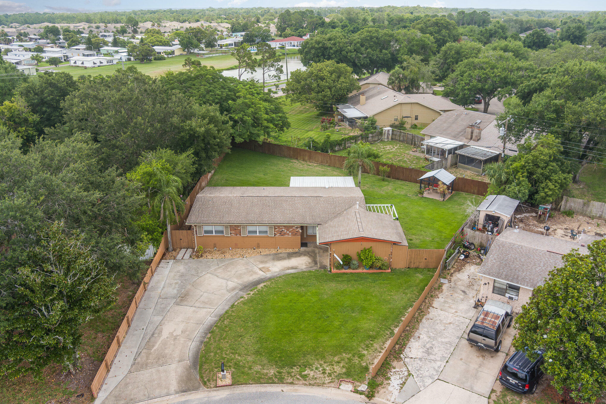 Property Photo:  4985 Cocoanut Drive  FL 32780 