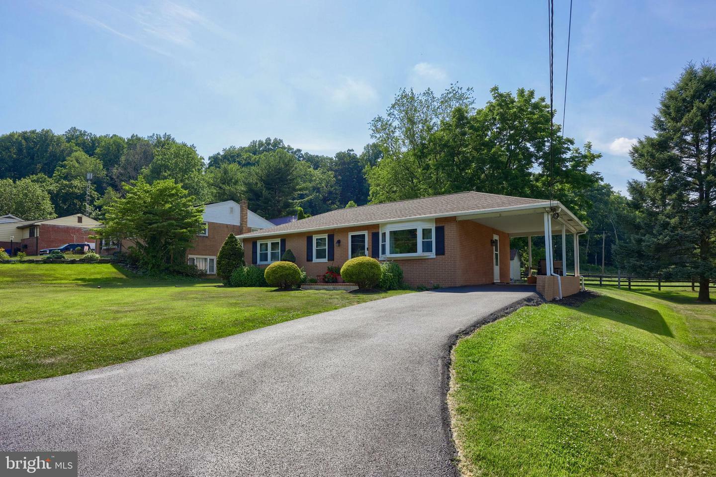 1384 Villa Road  Lancaster PA 17601 photo