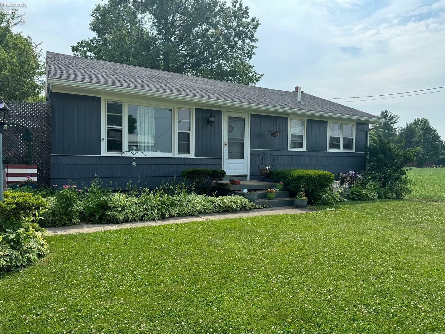 Property Photo: 839 Crew Avenue OH 44833