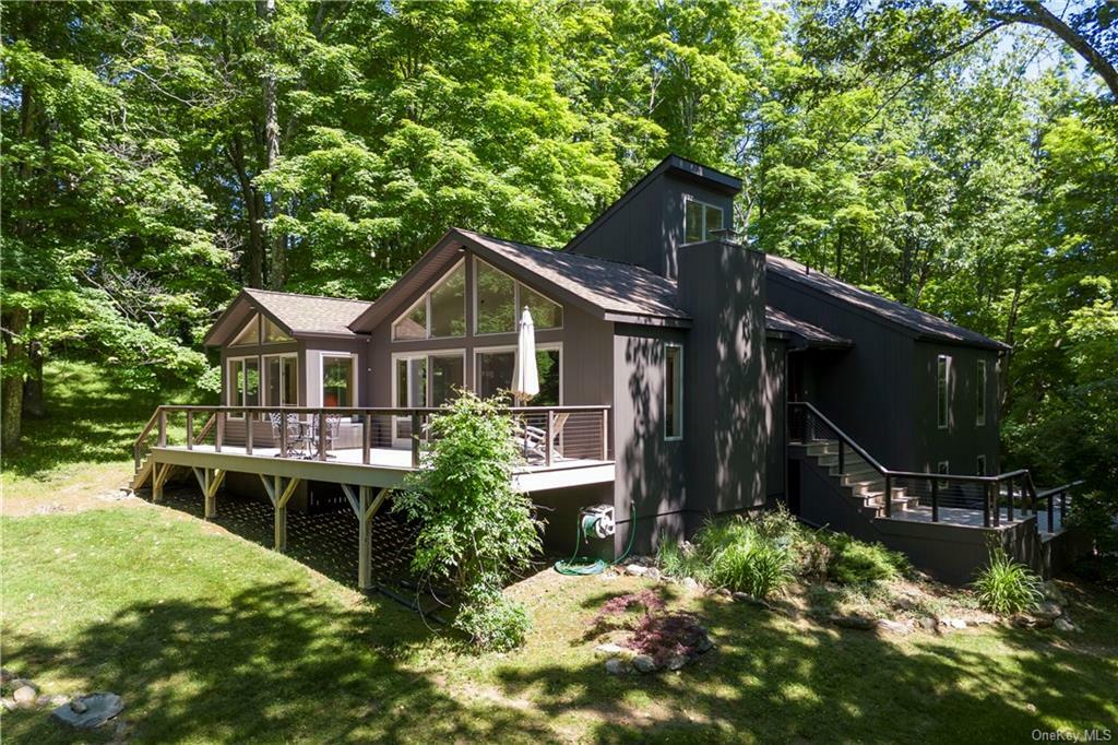 Property Photo:  25 Green Road  NY 12501 