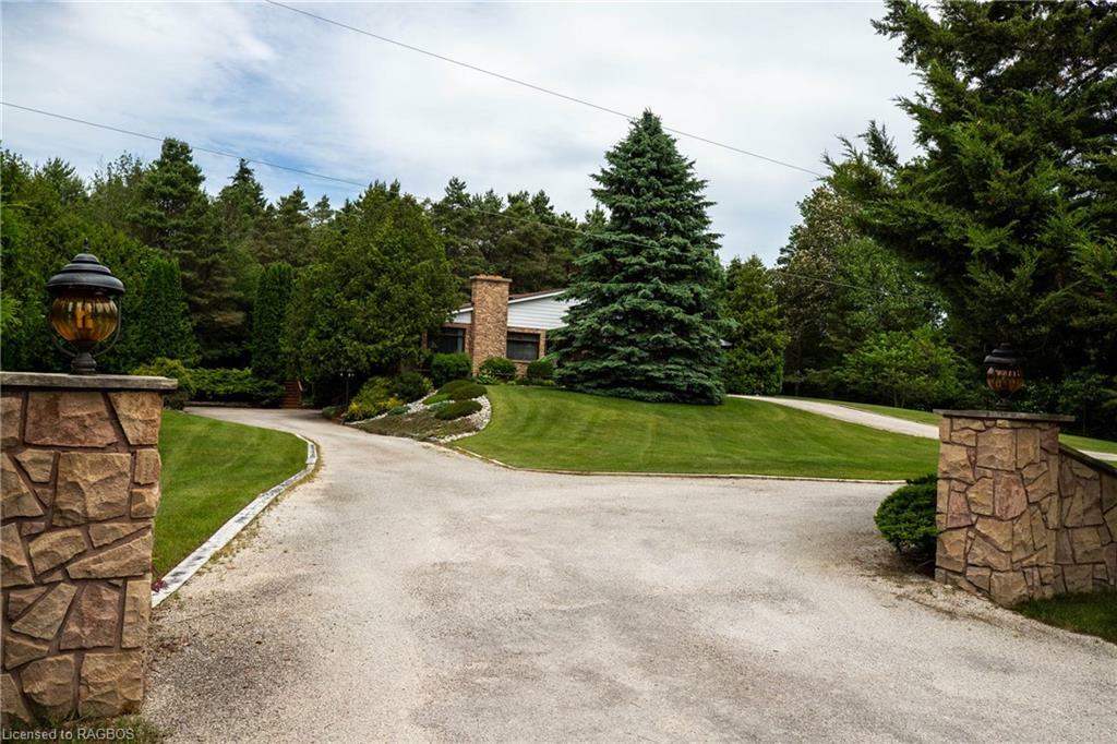 Photo de la propriété:  989 Silver Lake Rd  ON N0H 2T0 