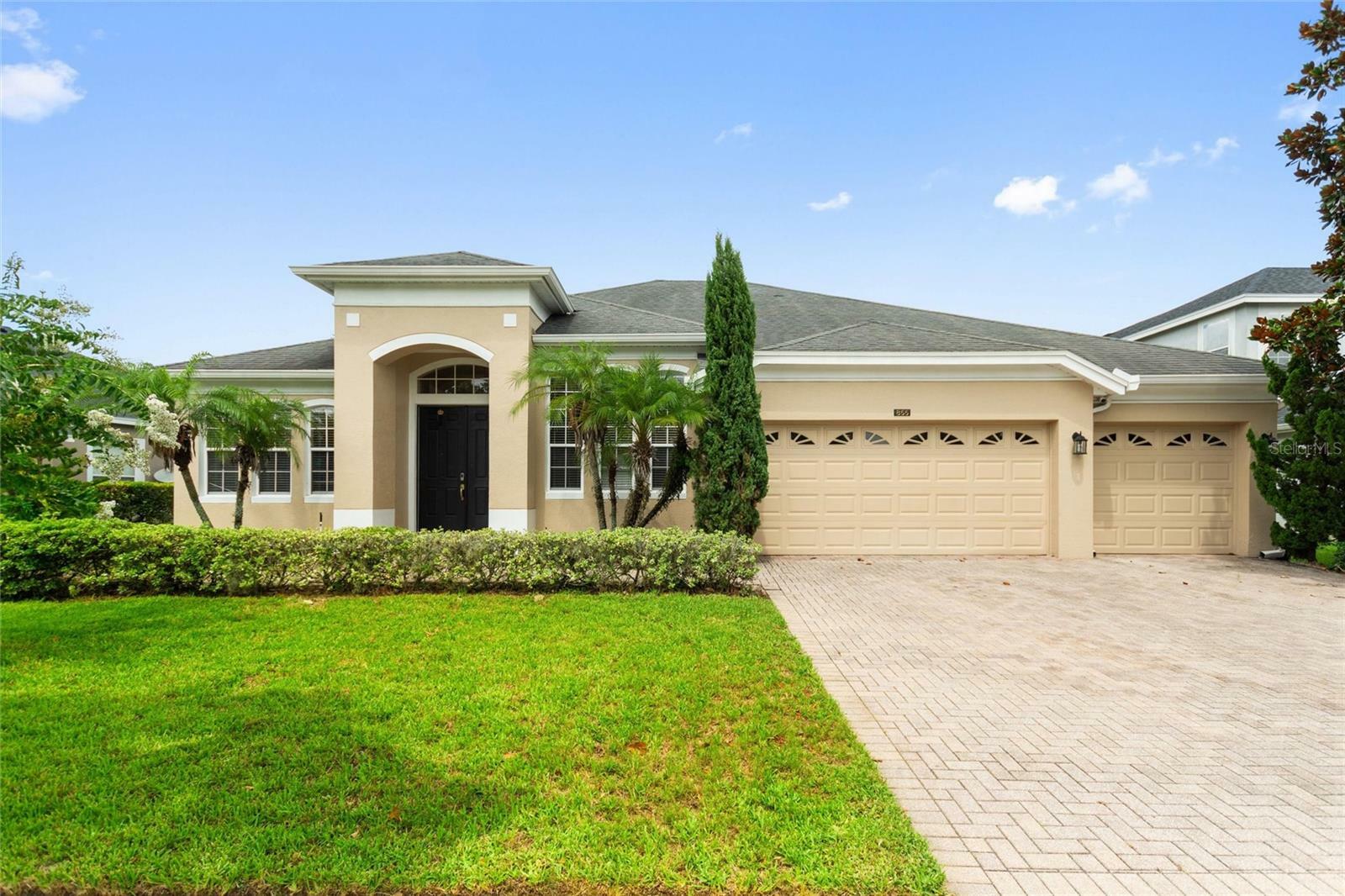 Property Photo:  855 Home Grove Drive  FL 34787 