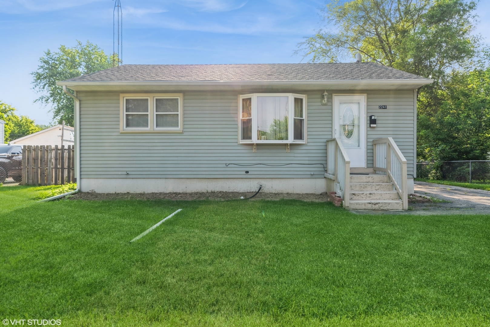 Property Photo: 2241 Shawnee Road IL 60087