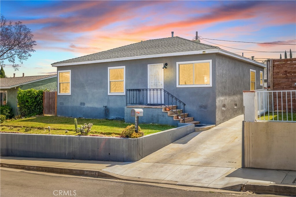 Property Photo:  1264 Atwood Street  CA 90063 