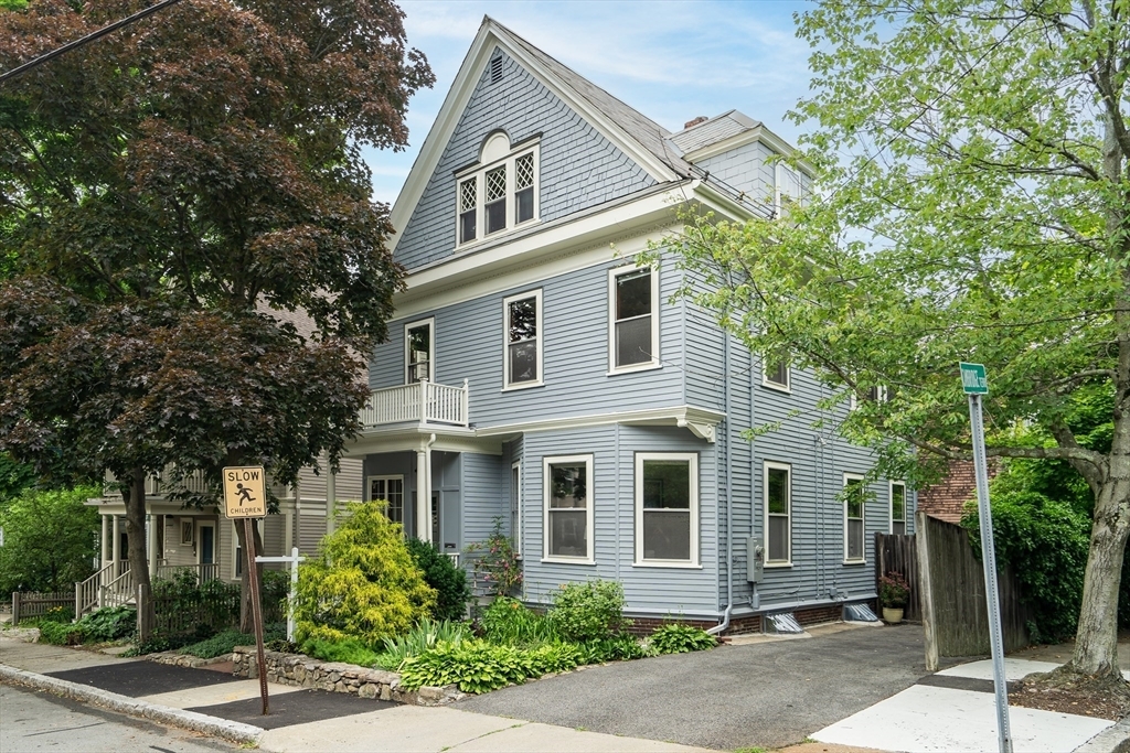 Property Photo: 14 Buena Vista Park MA 02140