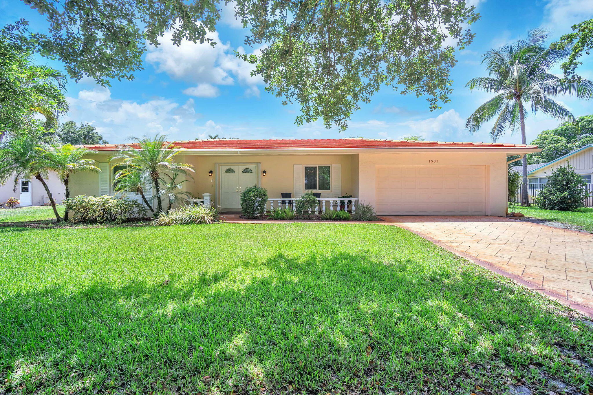 Property Photo:  1531 SW 72nd Avenue  FL 33317 