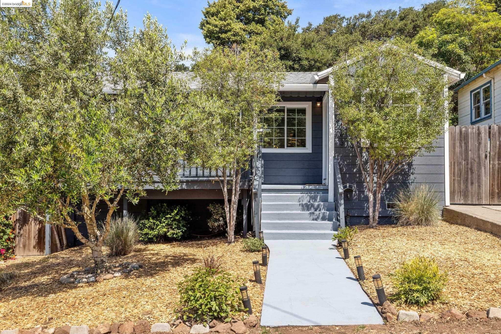 Property Photo:  4163 Rifle Ln  CA 94605 