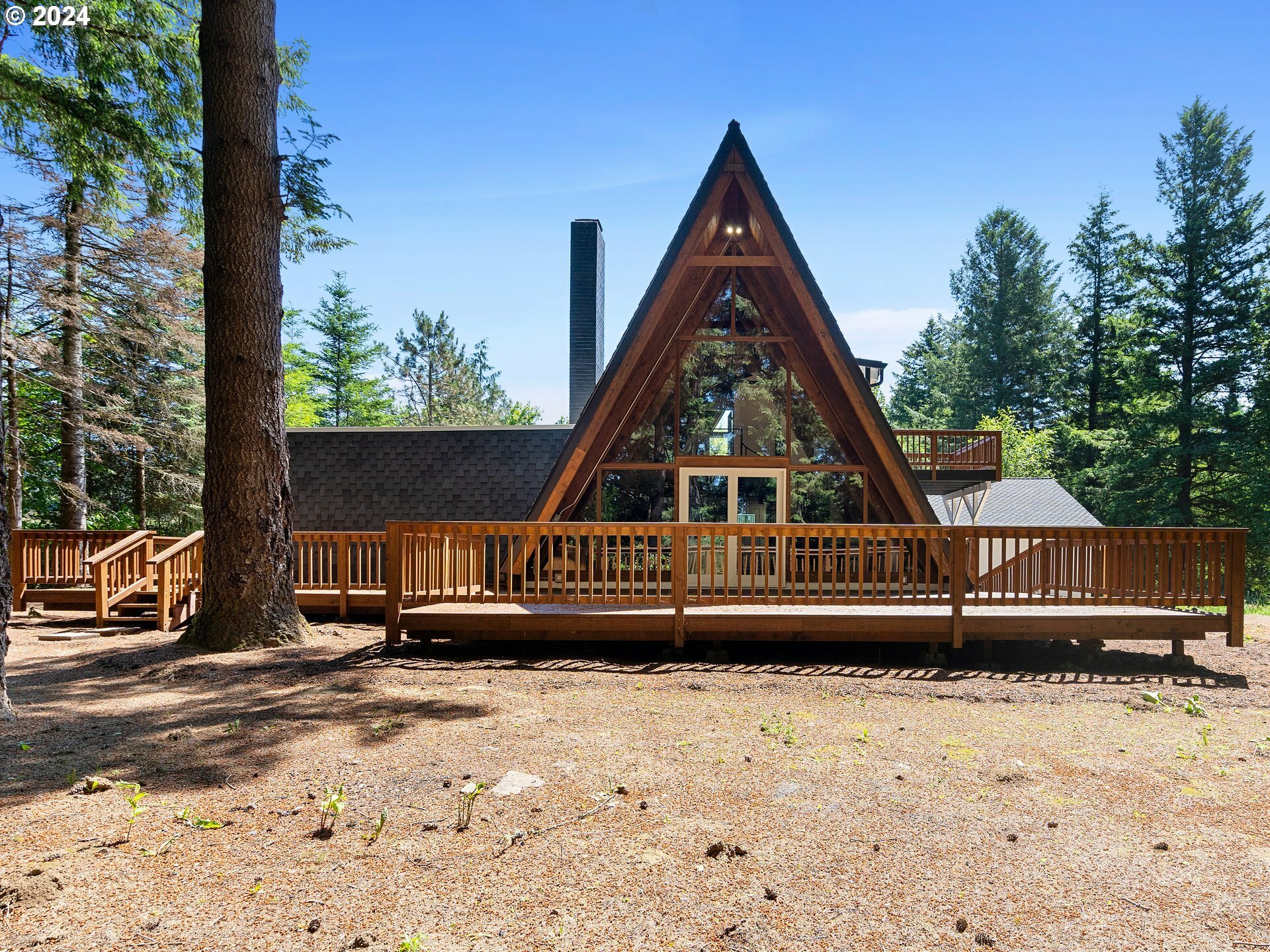 Property Photo:  39420 SE Washougal River Rd  WA 98671 