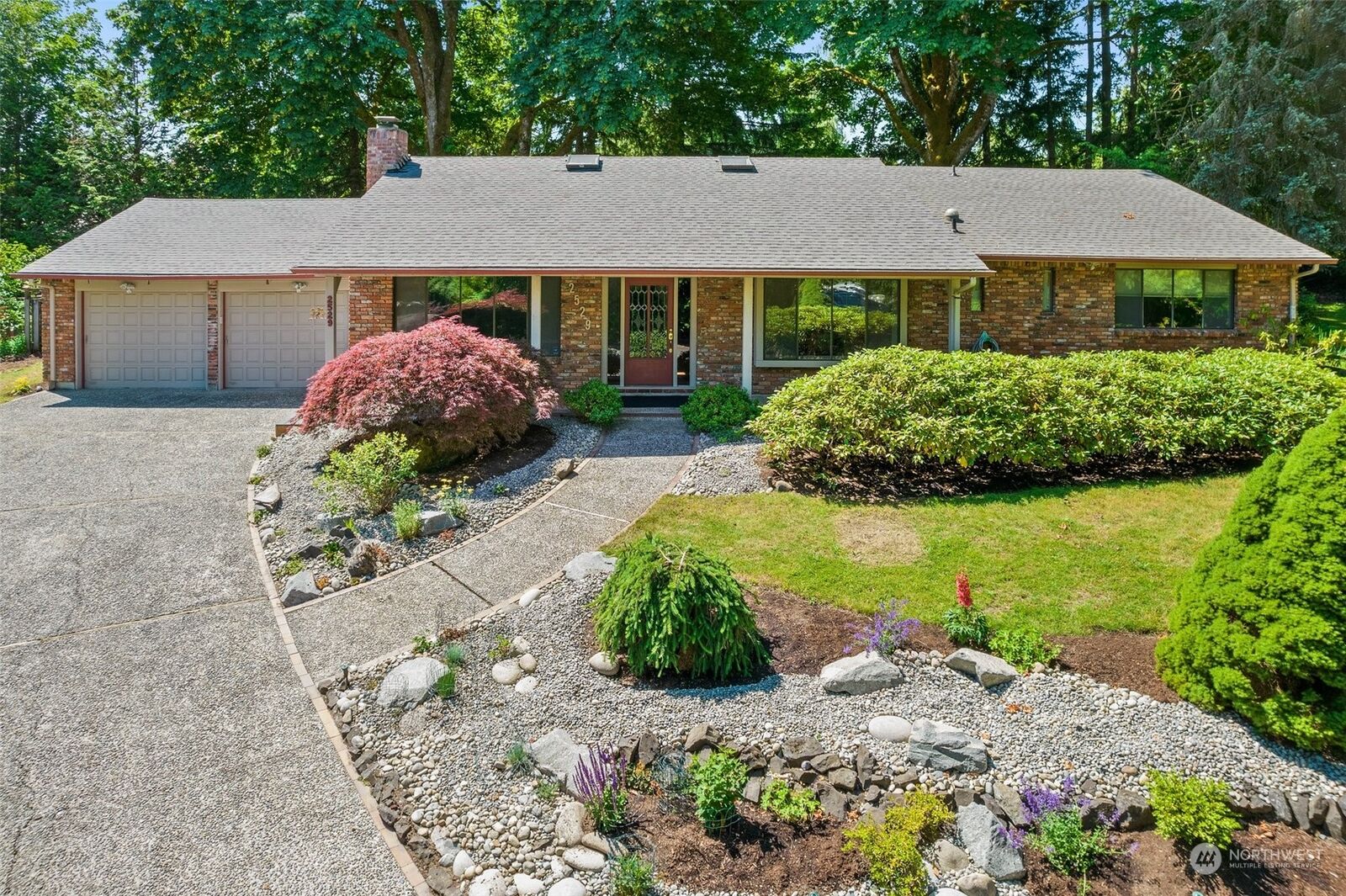 Property Photo: 2529 Wedgewood Court SE WA 98501