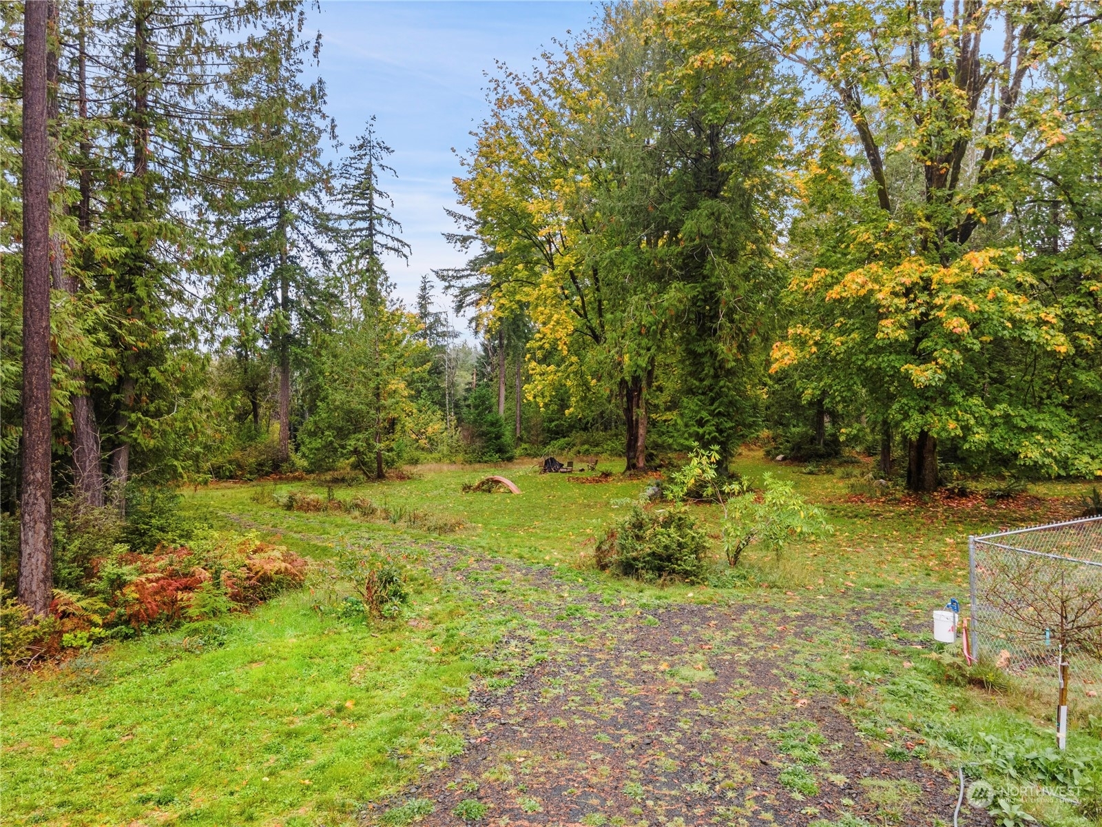 Property Photo:  1561 E North Island Drive  WA 98584 