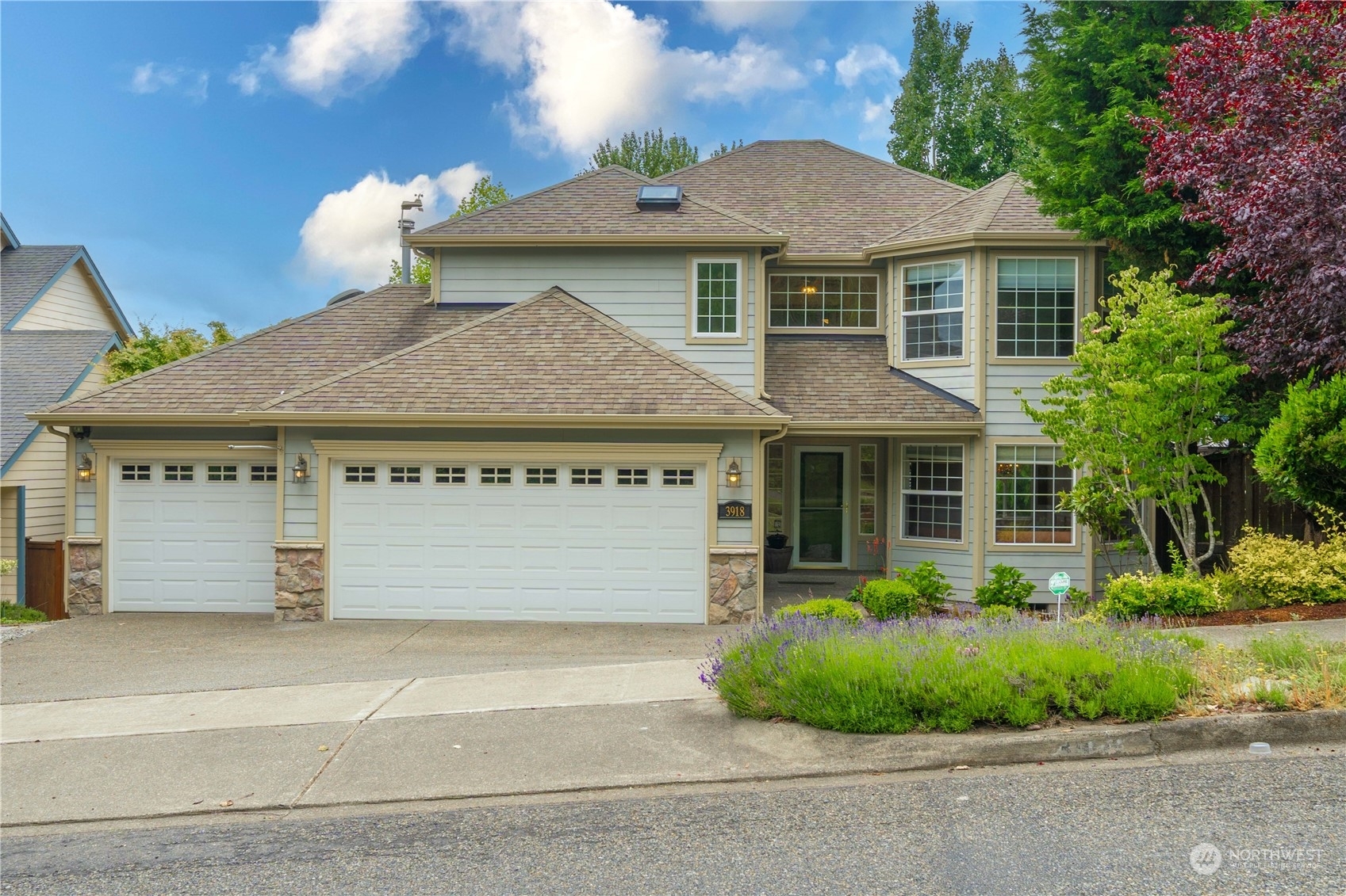 Property Photo: 3918 Norpoint Way NE WA 98422