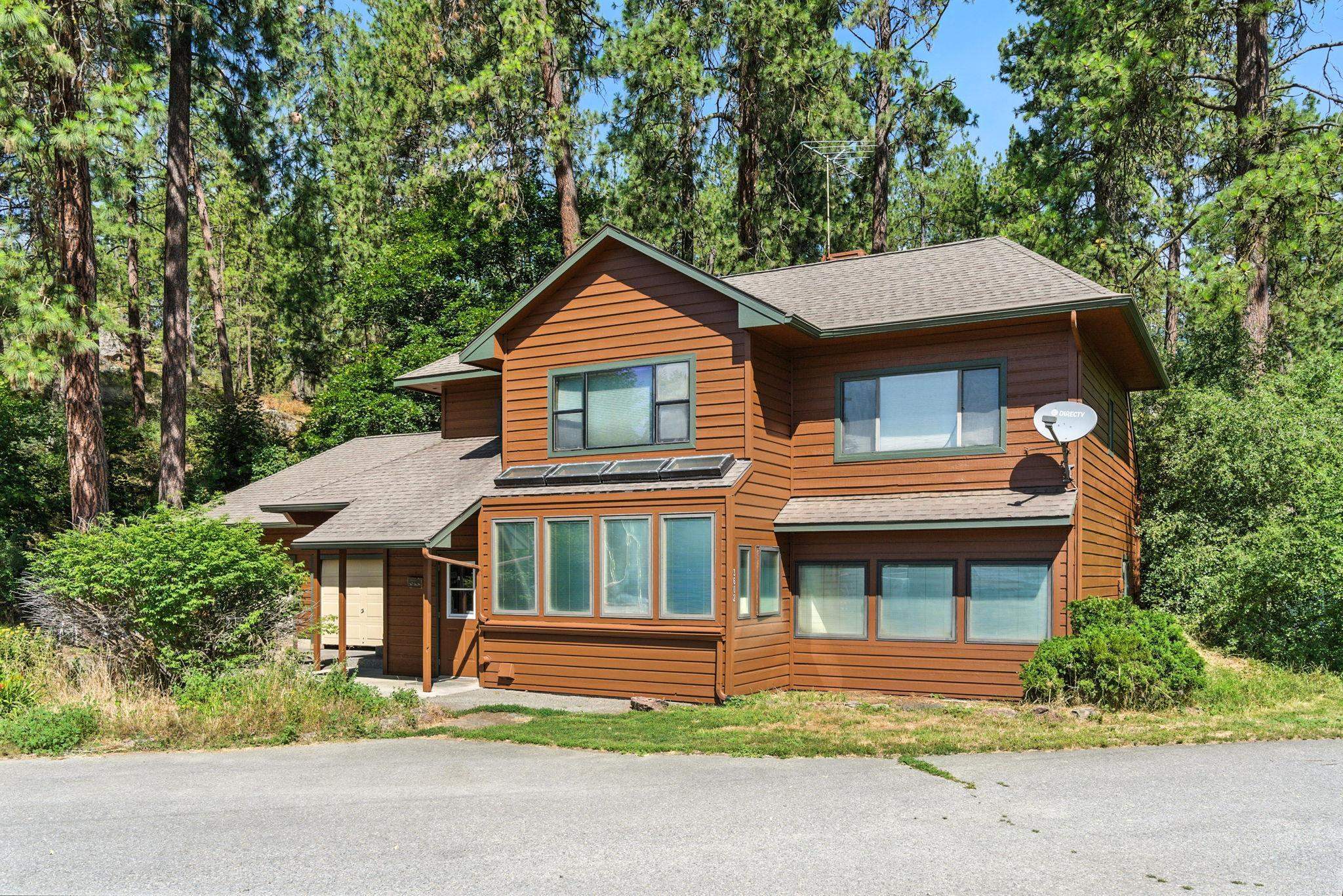 Property Photo: 3602 N Idaho Rd WA 99019