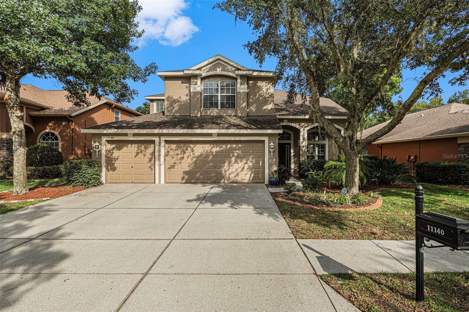 Property Photo:  11140 Oyster Bay Circle  FL 34654 