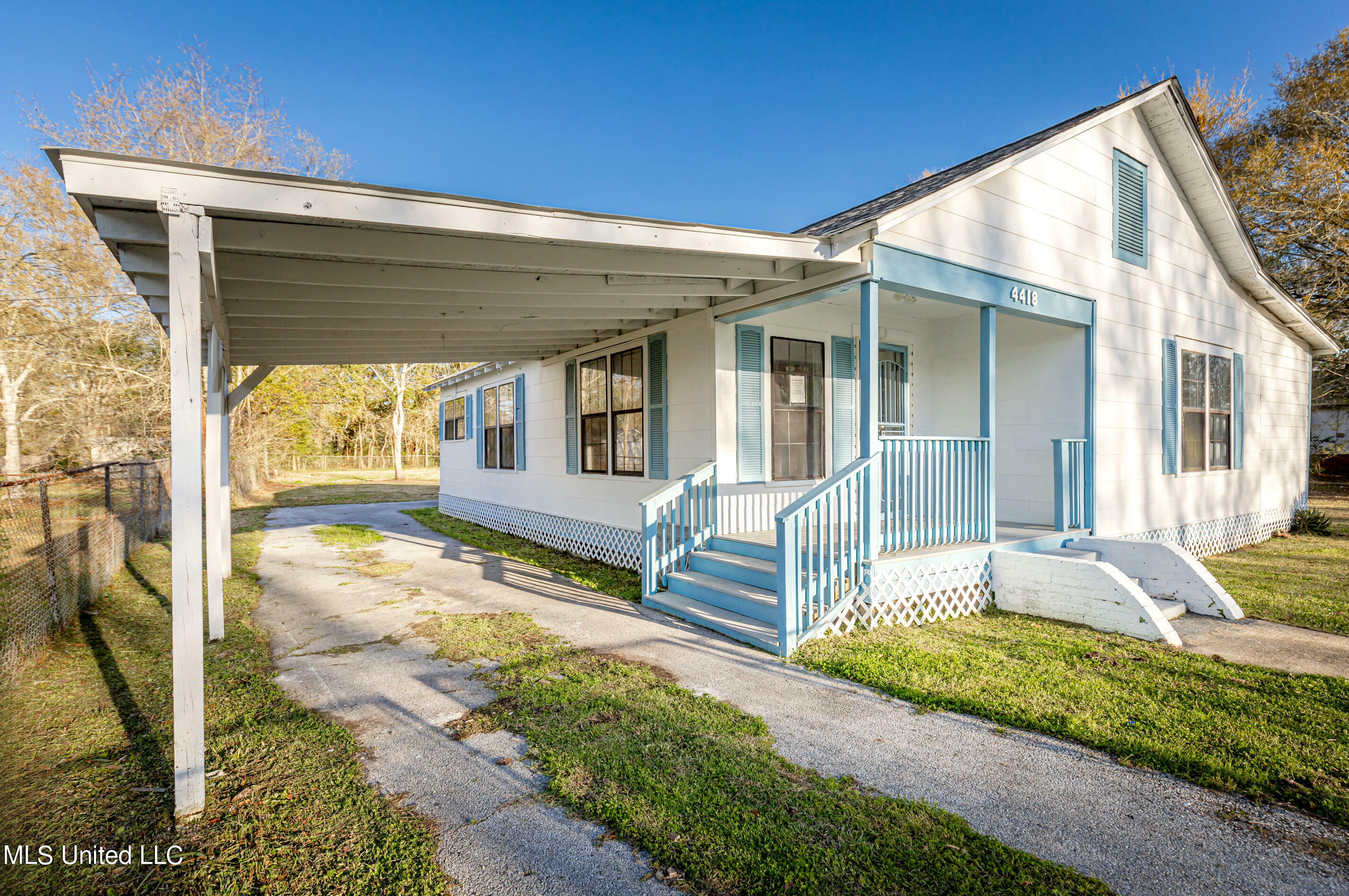 Property Photo:  4418 Richard Street  MS 39563 