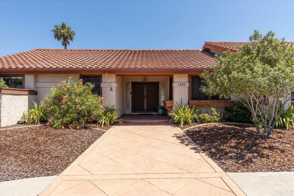 Property Photo:  1530 Ventana Dr  CA 92029 