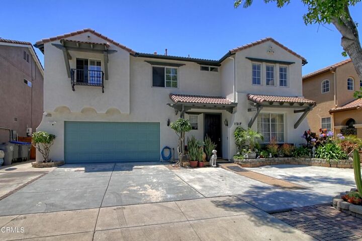Property Photo:  1033 Lombard Street  CA 93030 