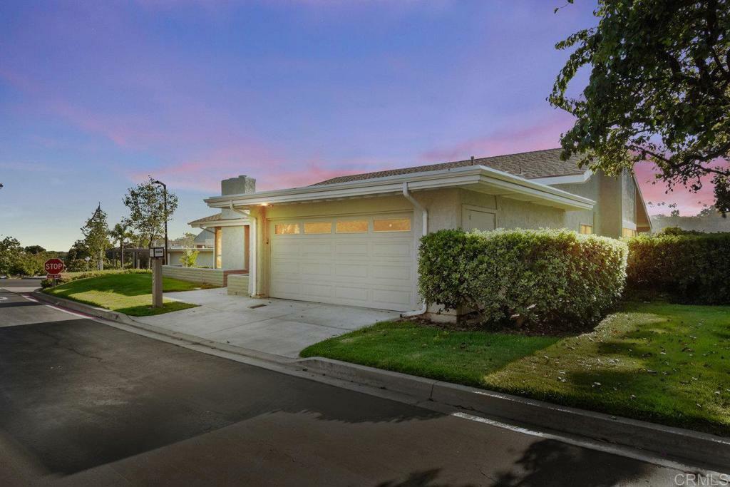 Property Photo:  5508 Caminito Herminia  CA 92037 