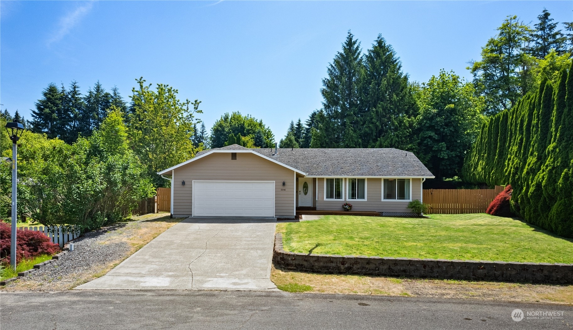 Property Photo:  5041 Viewridge Drive SE  WA 98501 