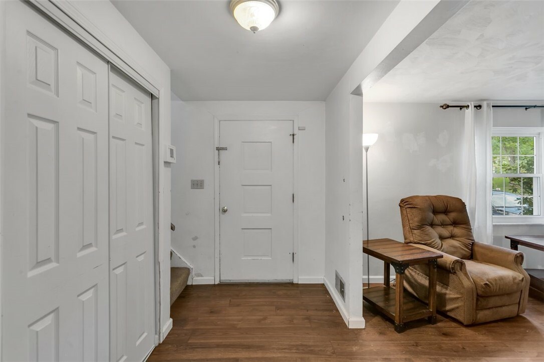 Property Photo:  460 Rainier Drive  PA 15239 