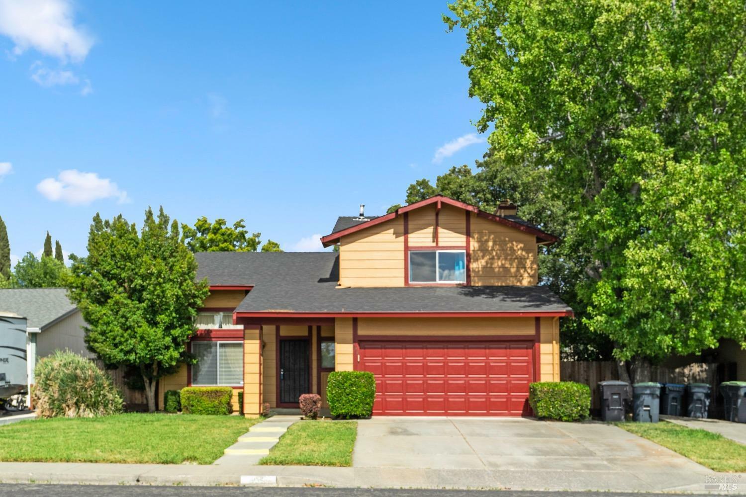 Property Photo:  833 Yosemite Way  CA 94585 