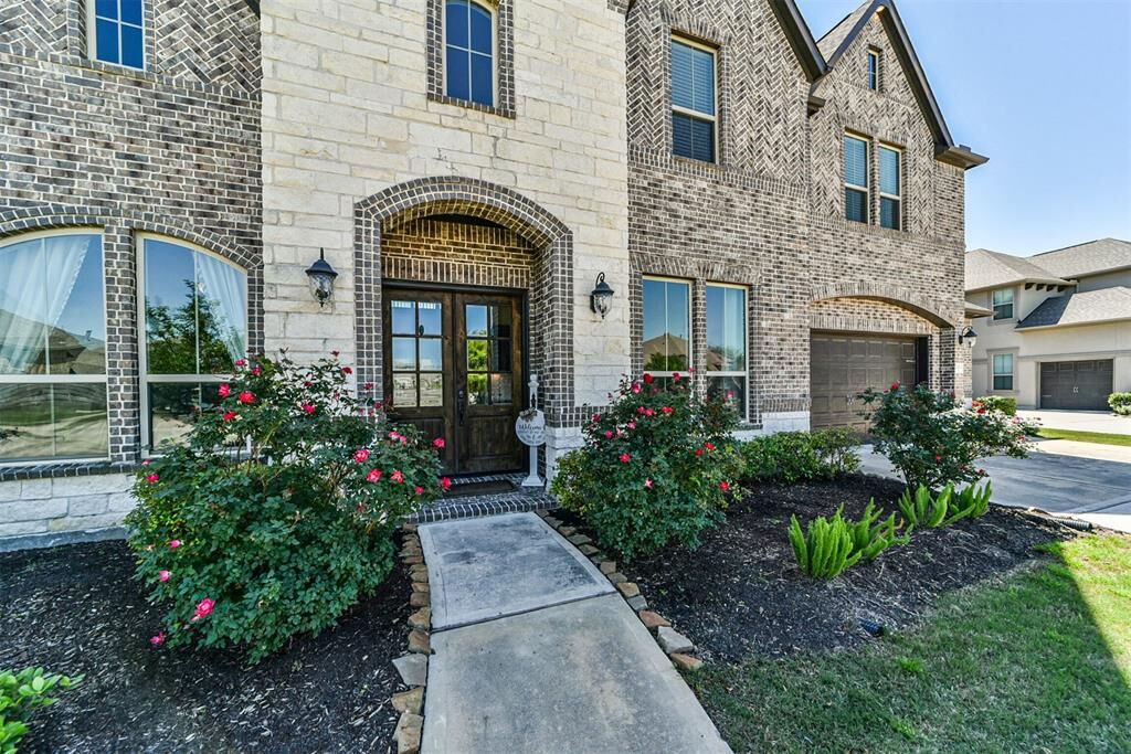 Property Photo:  2410 Piney Creek Drive  TX 77578 