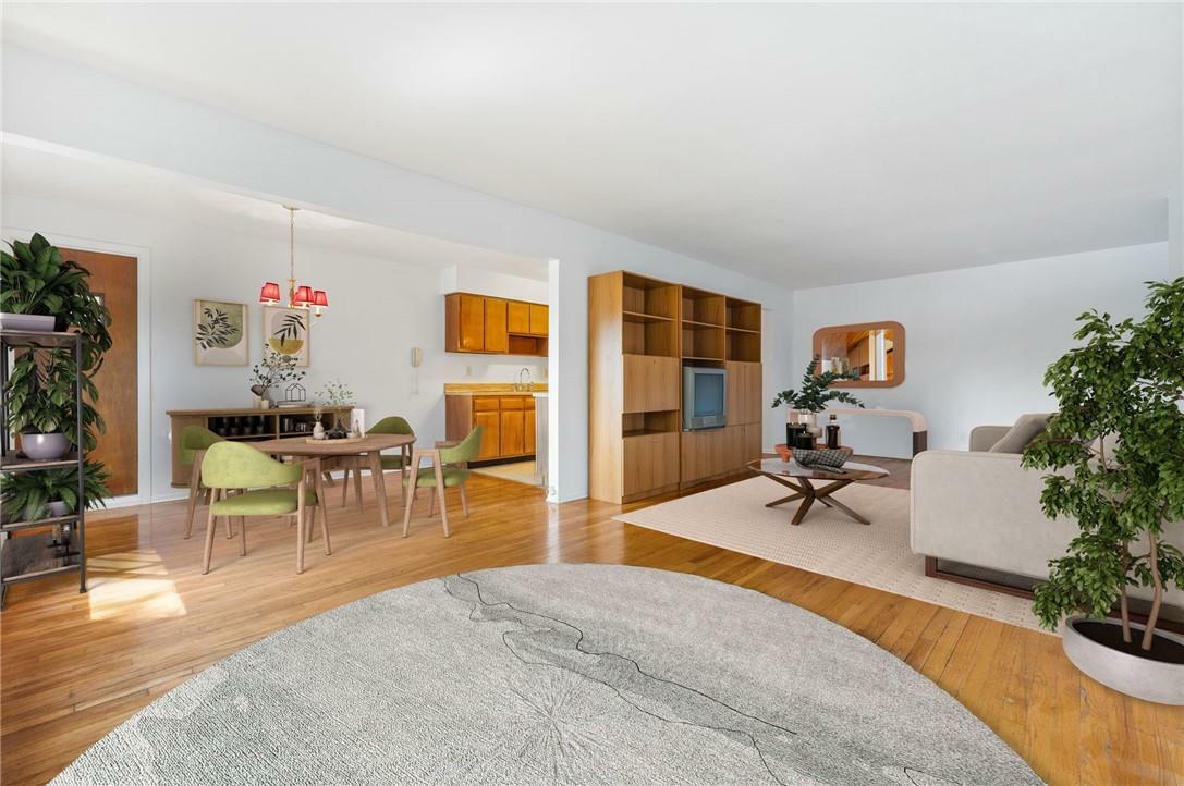 Property Photo:  4 W Lawrence Park Drive 9  NY 10968 