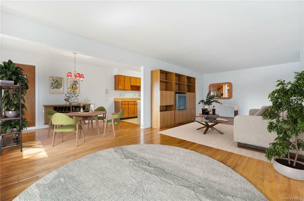 Property Photo:  4 W Lawrence Park Drive 9  NY 10968 