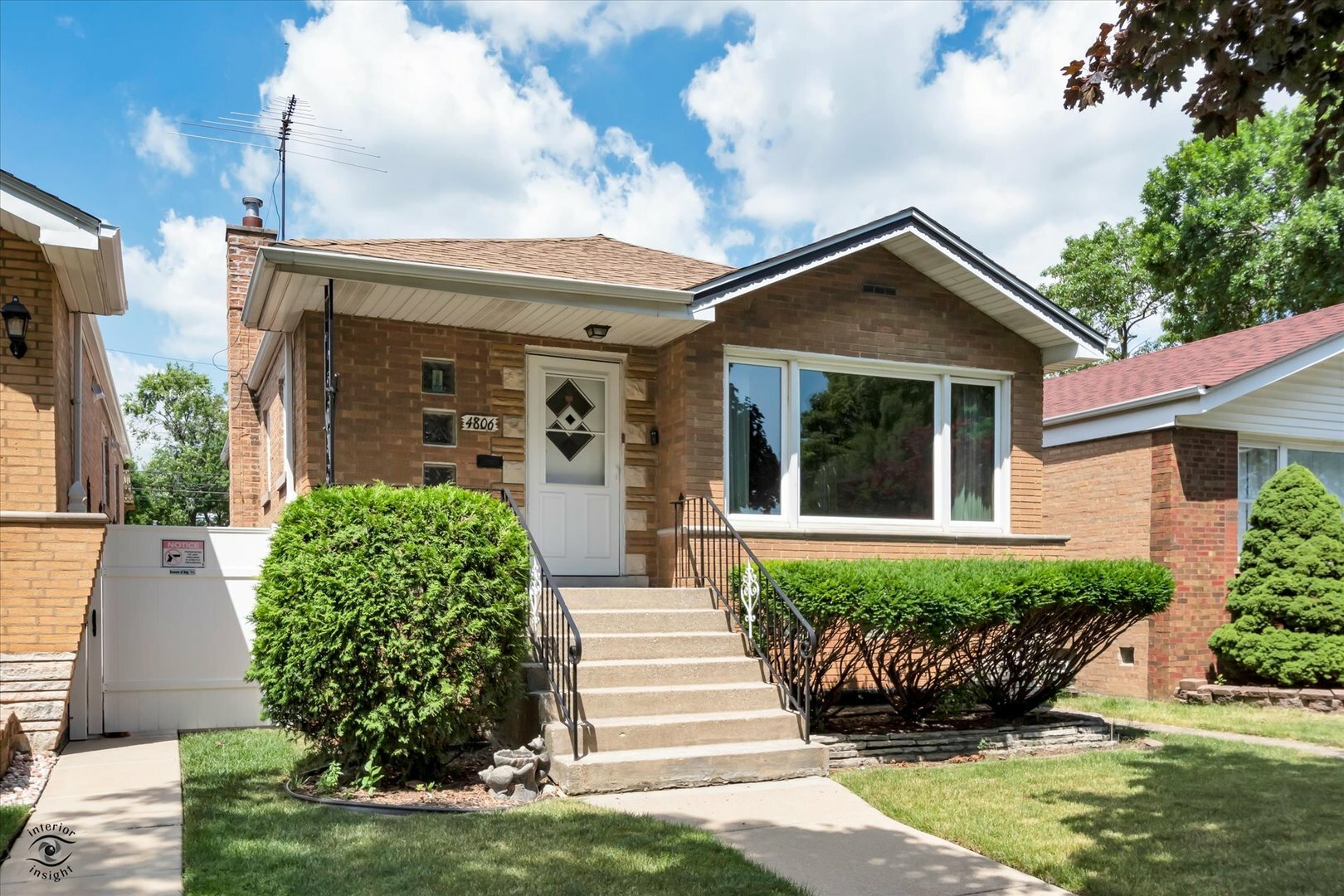 Property Photo:  4806 S Lavergne Avenue  IL 60638 