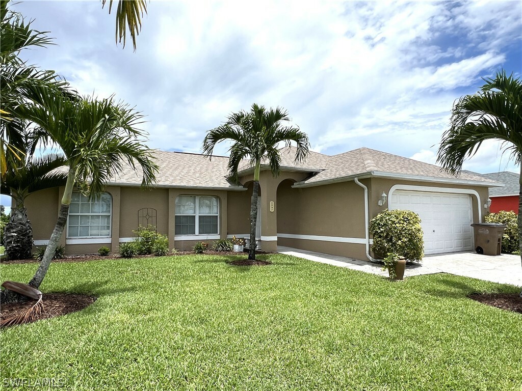 Property Photo:  2907 NW 8th Place  FL 33993 