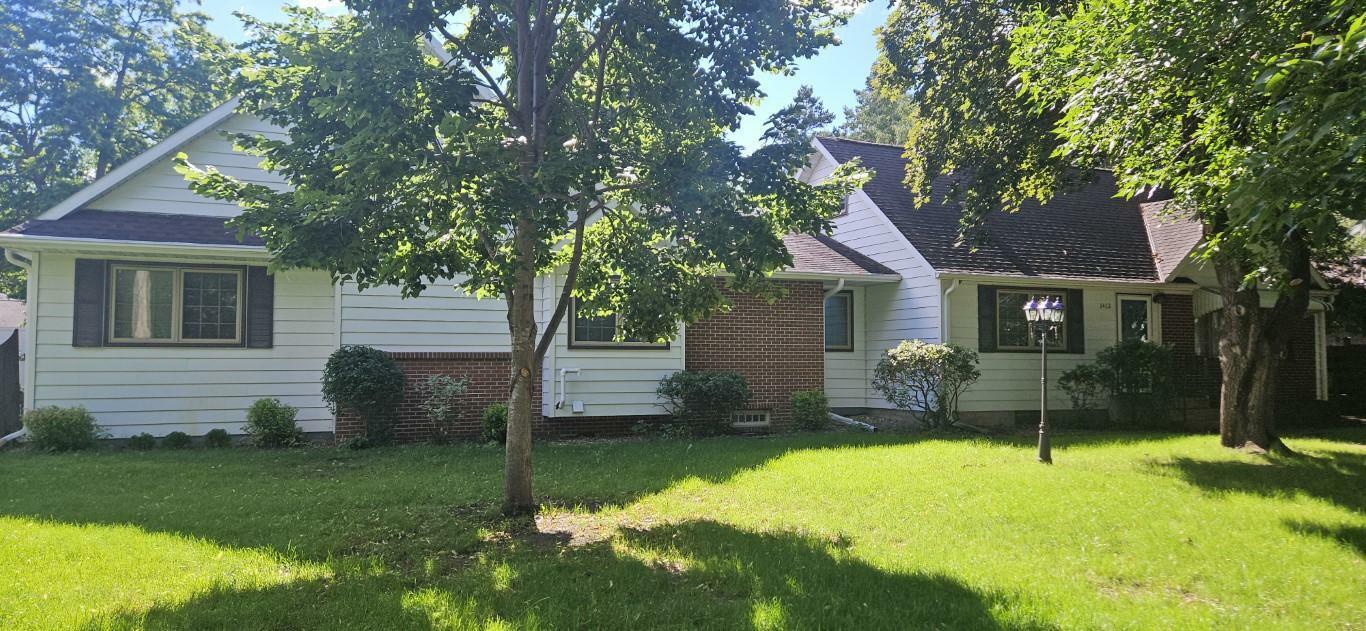 Property Photo:  1412 8th Avenue SE  MN 56304 