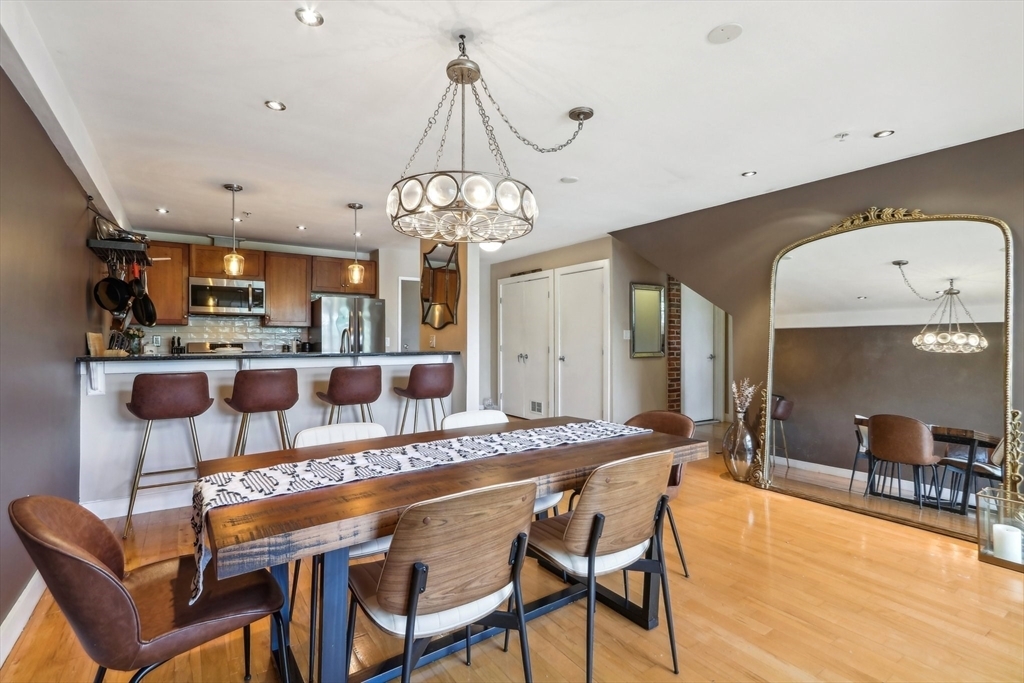 Property Photo:  88 Franklin 302  MA 01902 