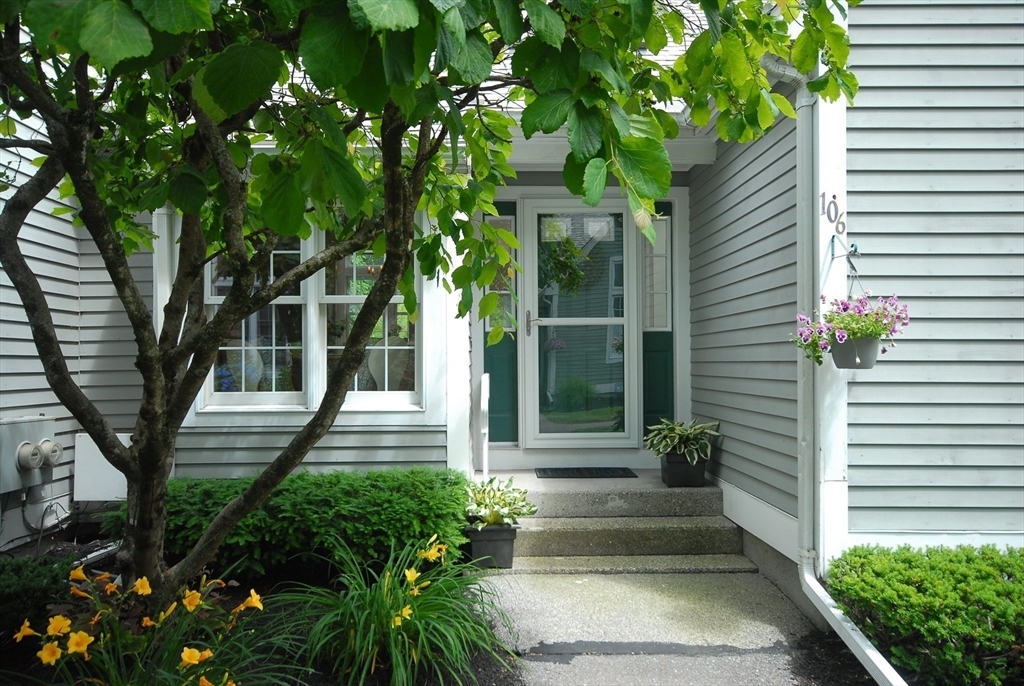 Property Photo:  106 Audubon Dr 106  MA 01720 